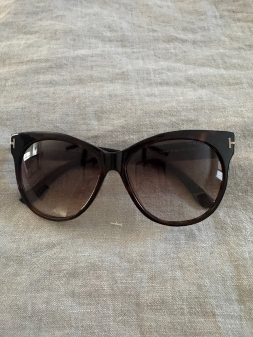 Tom Ford Cat‑Eye Sunglasses – Tortoise Acetate, T‑Temple Detail